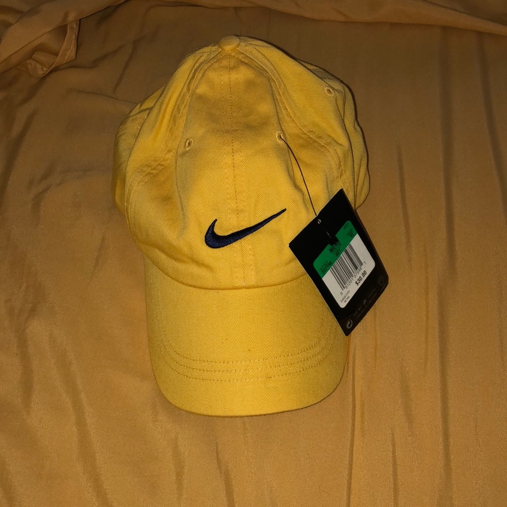 Nike Golf Hat